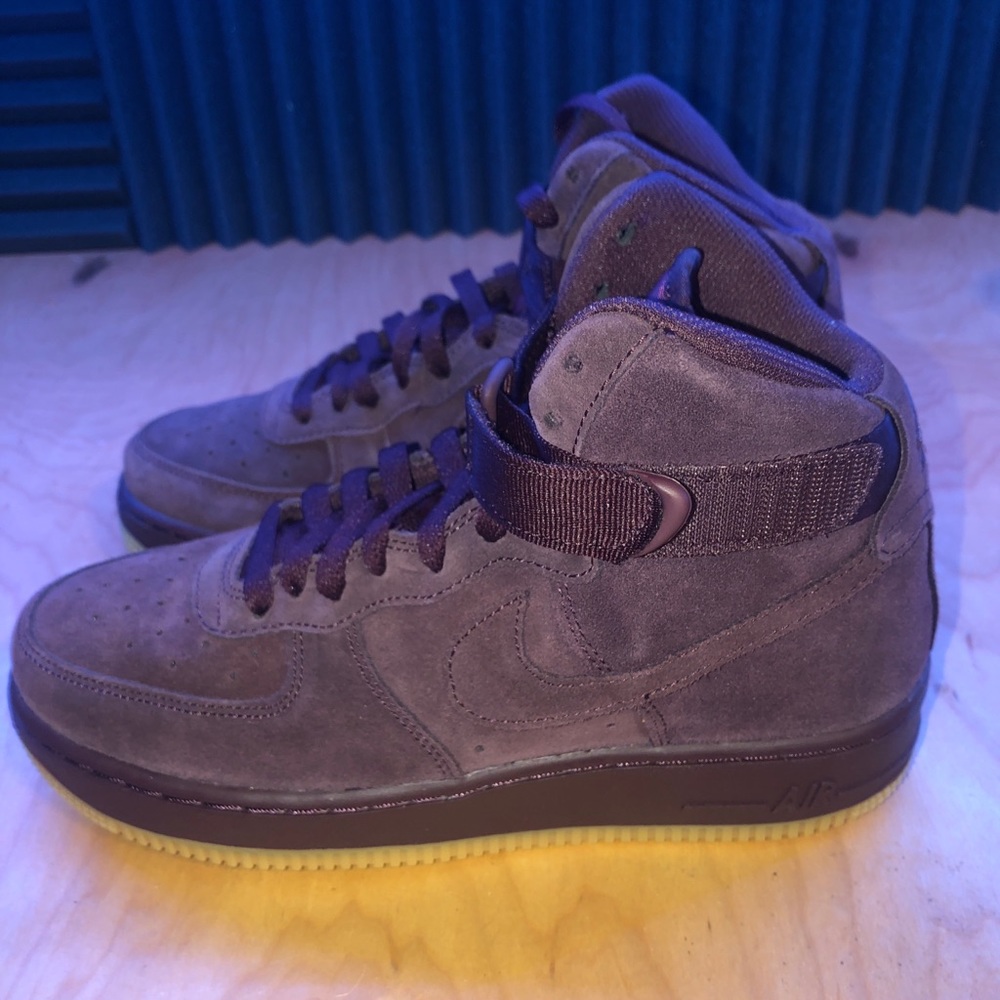 ❌SOLD❌Air Force 1 High LV8 GS “ Burgundy Crush”